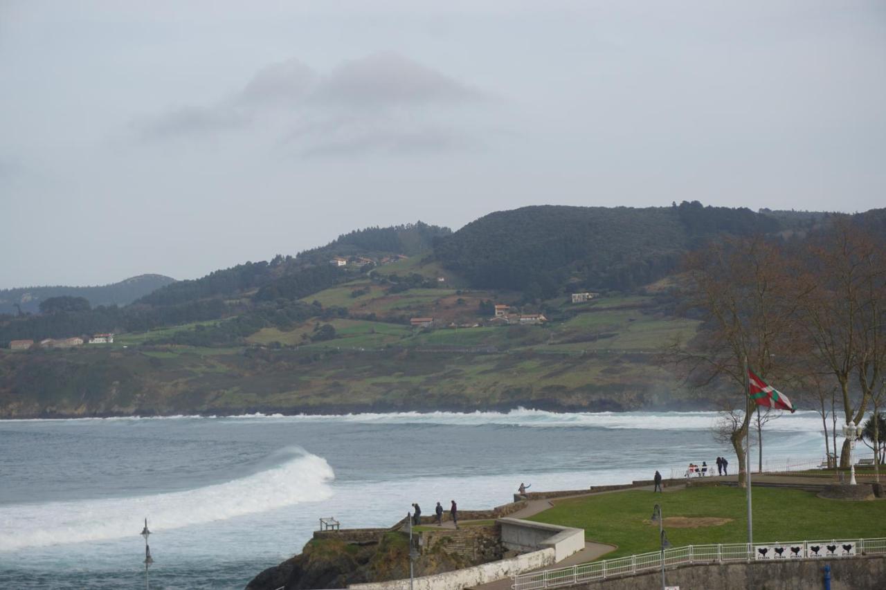 Atico Torrontero Apartment Mundaka Bagian luar foto